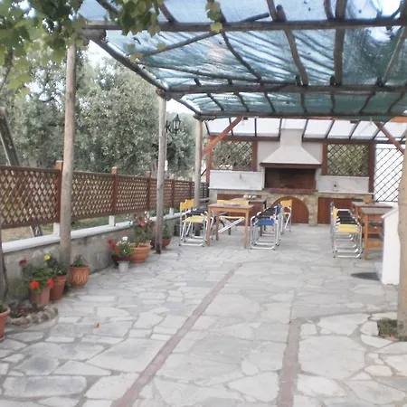 Pensión Kallirachi 3*