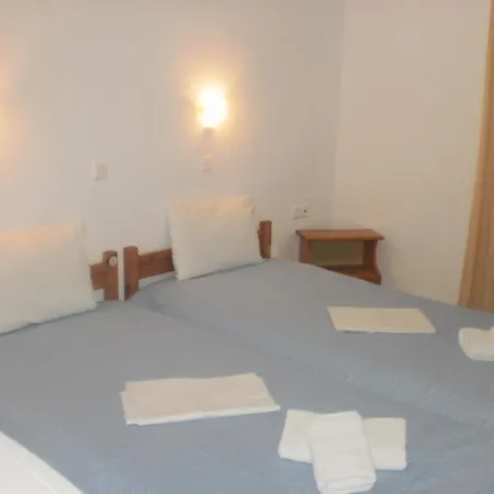 招待所 Kallirachi